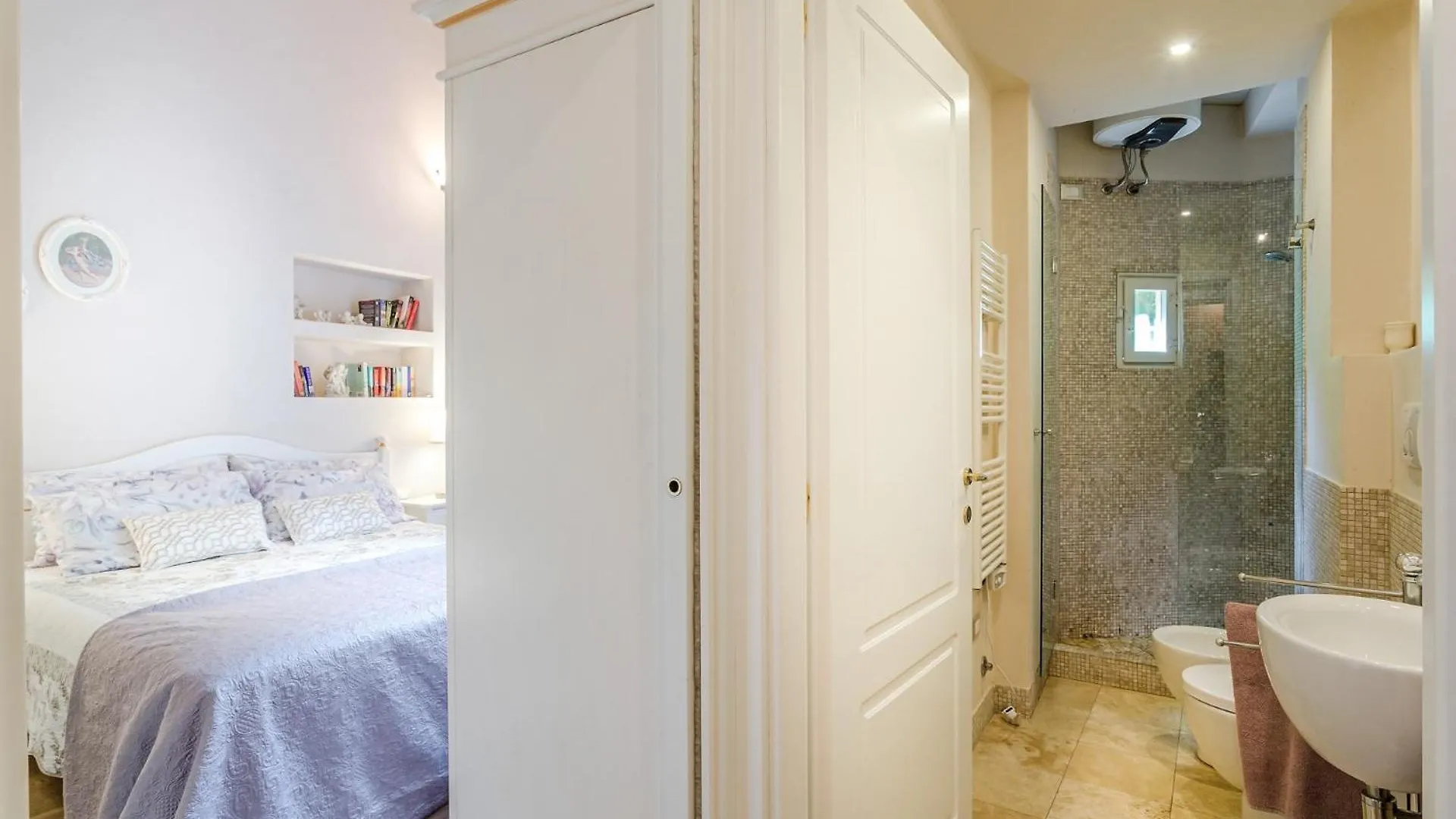 Casa Giustina - Smart Retreat In The Walled City Lucca Apartmán